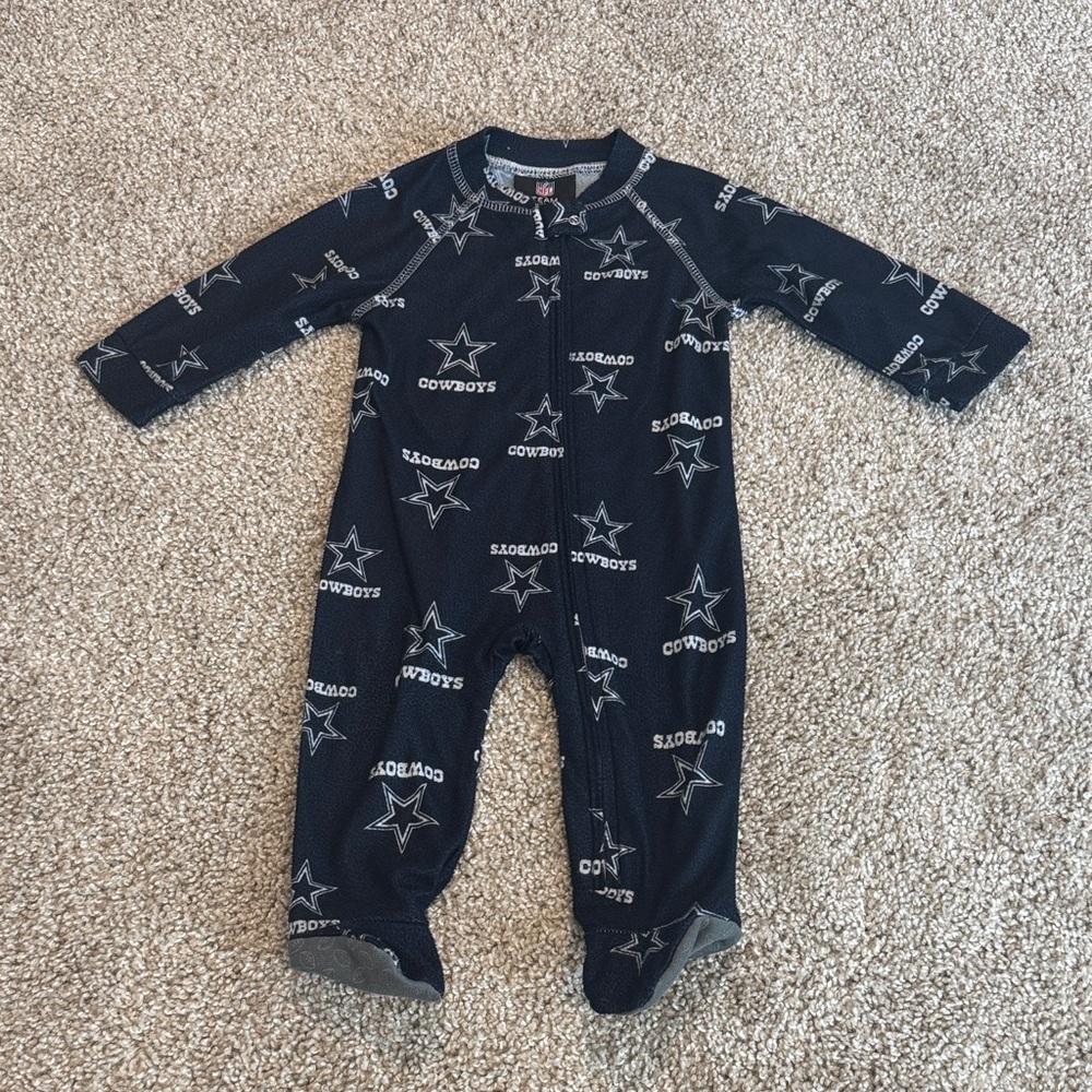 Dallas Cowboys Navy Footed Baby One-Piece Zip Footed Sleeper